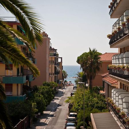 Appartamenti Linda San Bartolomeo Al Mare Zewnętrze zdjęcie